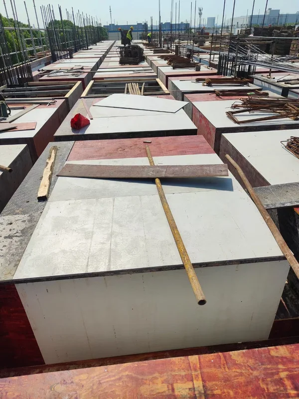 PP corrugated sheet wholesale — large construction project application